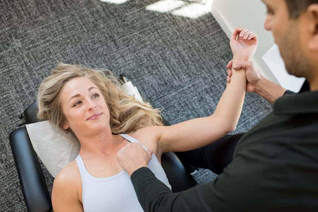 Chiropractic Arm and shoulder Care